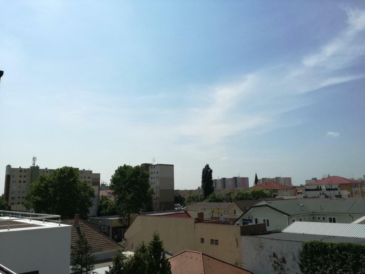 Appartamento Ambiente Dunajská Streda Esterno foto