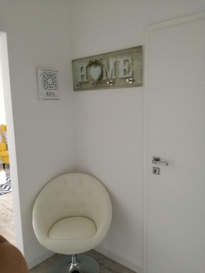 Appartamento Ambiente Dunajská Streda Esterno foto